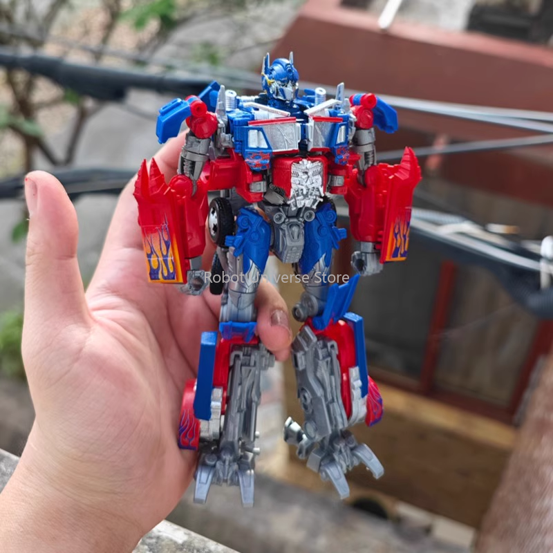 Transformers Abdominal Chest F - огляд і ціна Model Kit Optimus