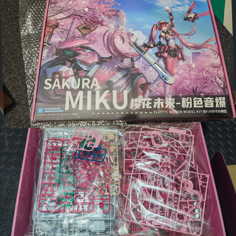 Genuine Soskill Hatsune Miku S - огляд і ціна Model Kit Sonic