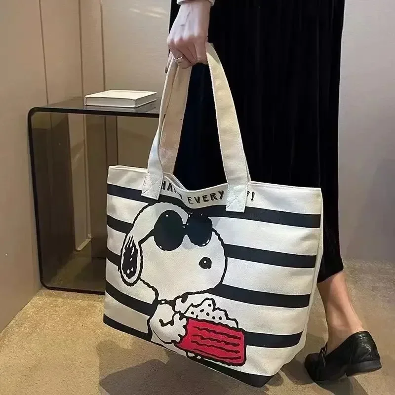 Snoopy Cartoon Large Capacity  - огляд і ціна Model Kit Girls